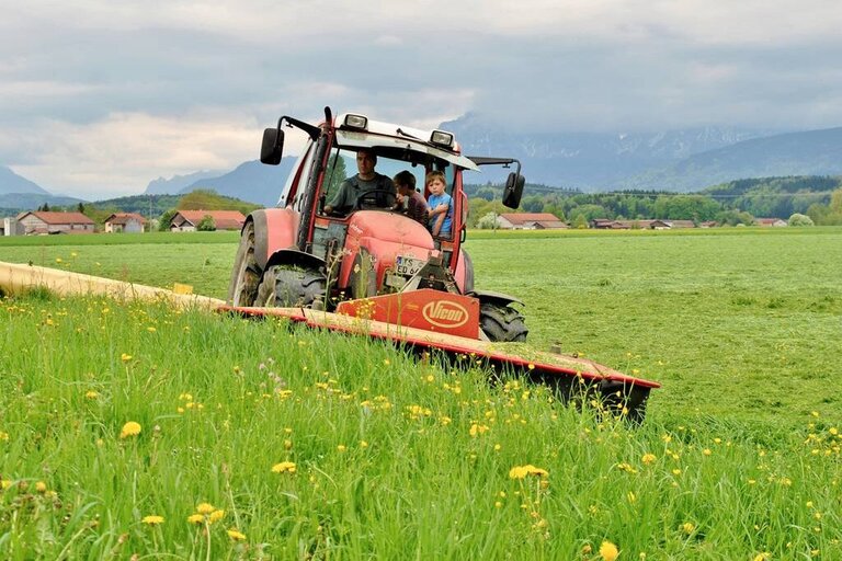 aktive_Landwirtschaft__2_-kleiner.jpg  